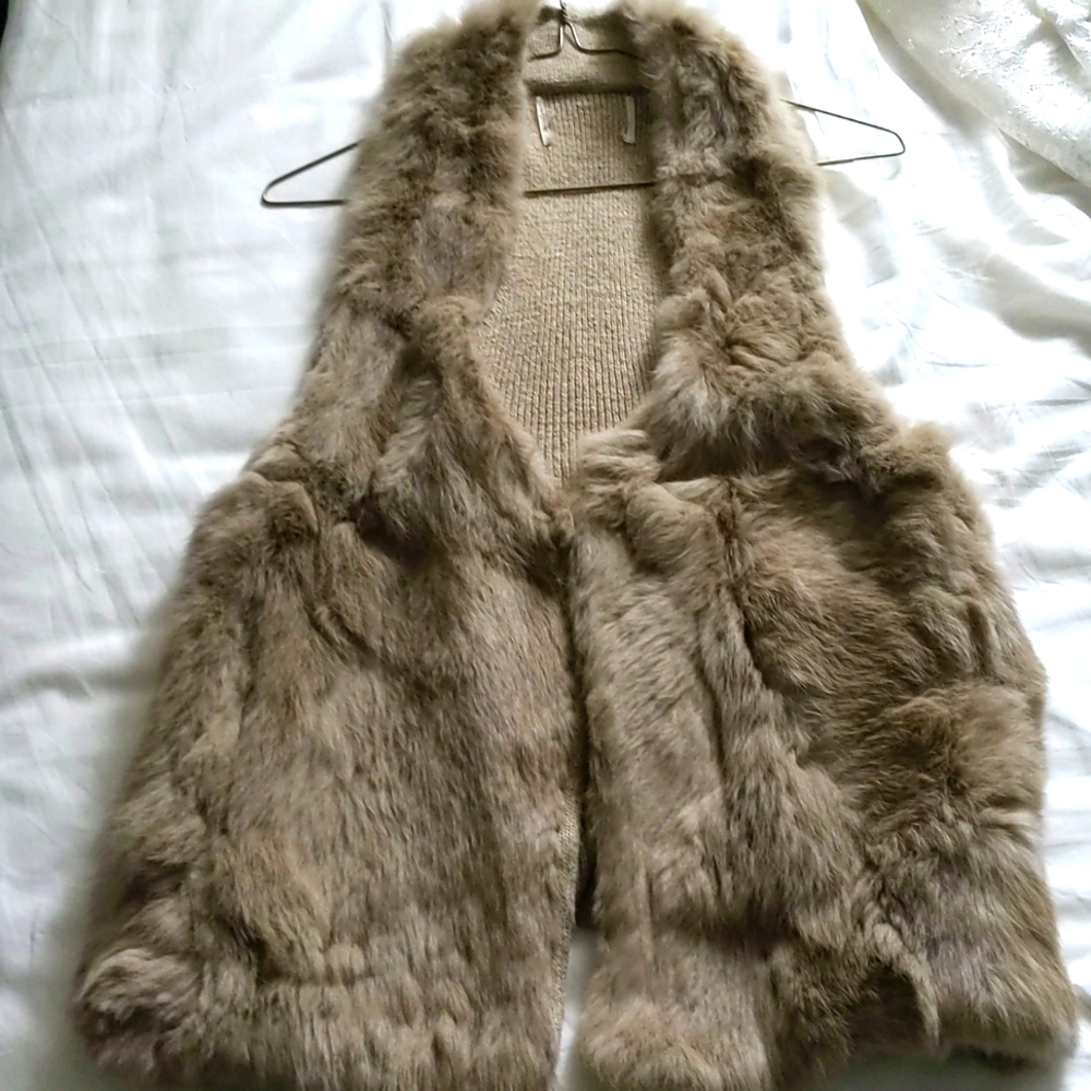 Costa Blanca Fur Vest in Taupe Brown